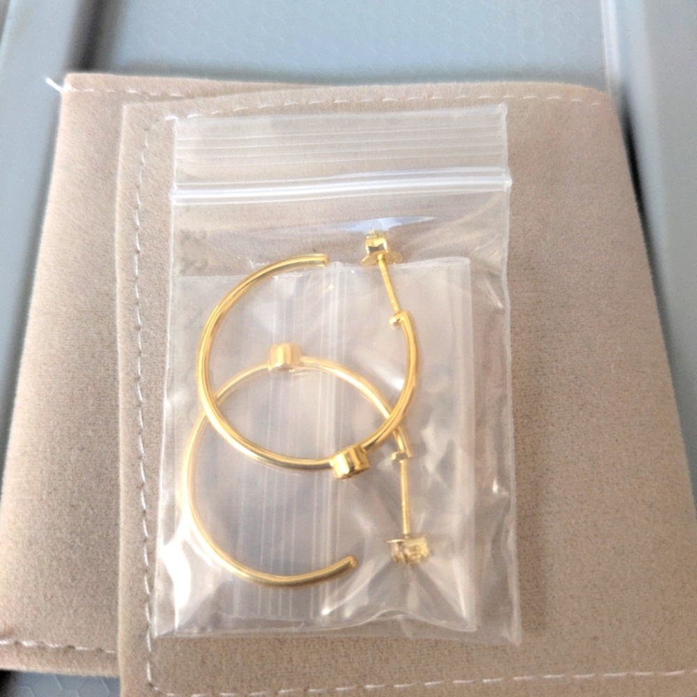 MARRIN COSTELLO Demi-Fine Soleil Earrings Delicate Gold Plated And Topez NEW